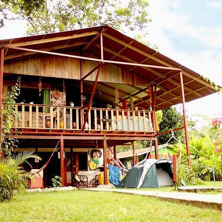 Hakuna Matata Hostel Cahuita Eksteriør billede