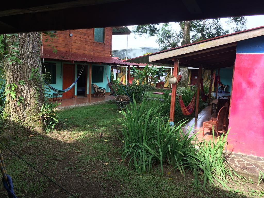 Hakuna Matata Hostel Cahuita Eksteriør billede